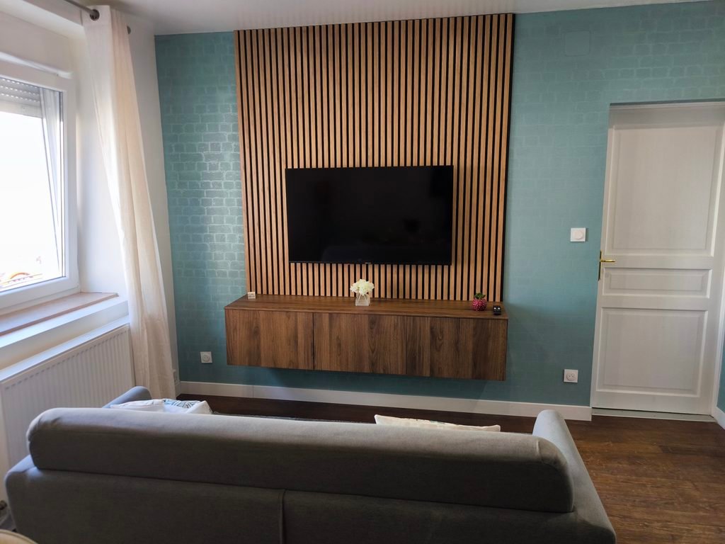 Salon moderne de l’appartement Kaliyan 1 à Hayange